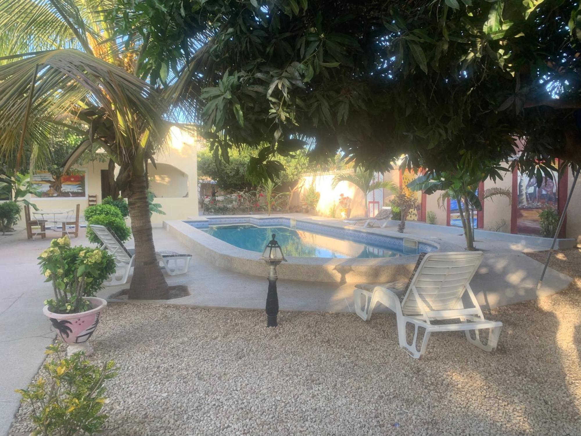 Auberge Keur Ely Ouoran Buitenkant foto
